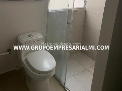 Apartamento de 3 alcobas en venta en Cabañas, Bello, 90 m² · foto 14 de 15