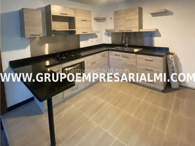 Apartamento en venta en Laureles, Medellín · foto 2 de 10