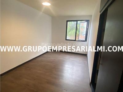Apartamento en venta en Laureles, Medellín · foto 8 de 10