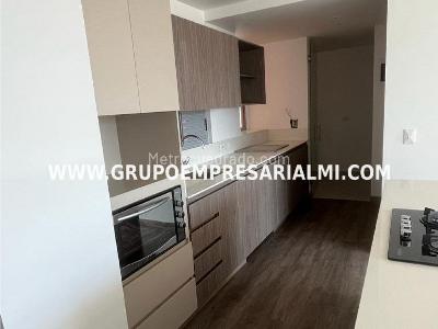 Apartamento de 3 alcobas en venta en Pan De Azucar, Sabaneta, 139 m² · foto 2 de 10