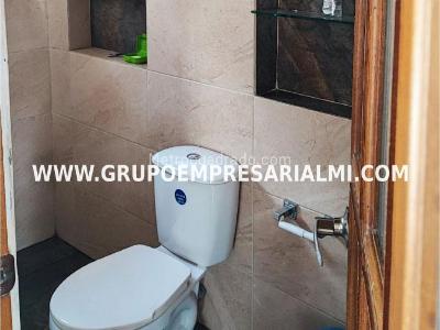 Casa de 5 alcobas en venta en El Trianon, Envigado, 226 m² · foto 14 de 18