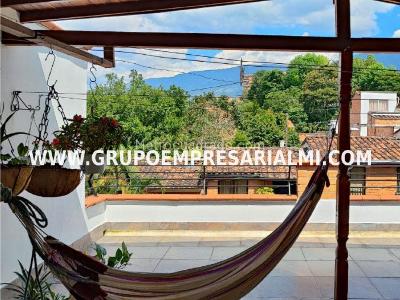 Casa de 5 alcobas en venta en El Trianon, Envigado, 226 m² · foto 18 de 18