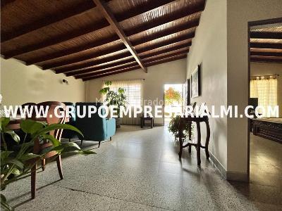 Casa de 4 alcobas en venta en Laureles, Medellín, 172 m² · foto 4 de 12