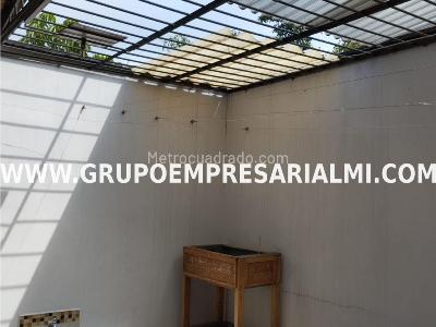 Casa de 4 alcobas en venta en Laureles, Medellín, 172 m² · foto 9 de 12