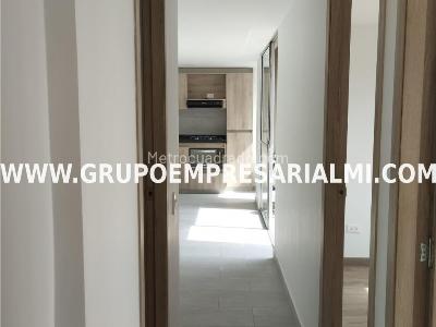 Apartamento de 3 alcobas en venta en Las Lomitas, Sabaneta, 60 m² · foto 8 de 16