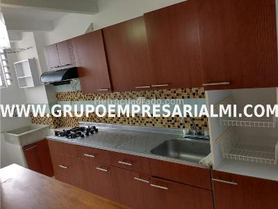 Apartamento en venta en San Pablo, Itagüí · foto 2 de 20