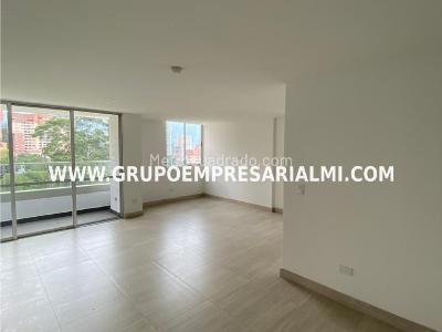 Apartamento de 2 alcobas en venta en Las Lomitas, Sabaneta, 78 m² · foto 4 de 10