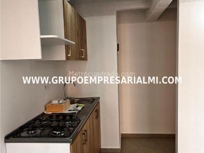 Apartamento de 3 alcobas en venta en Las Lomitas, Sabaneta, 60 m² · foto 2 de 8