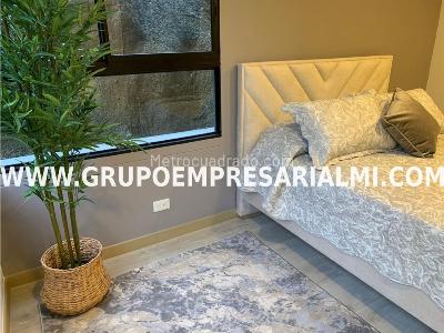 Apartamento de 2 alcobas en arriendo en El Poblado, Medellín, 70 m² · foto 6 de 10