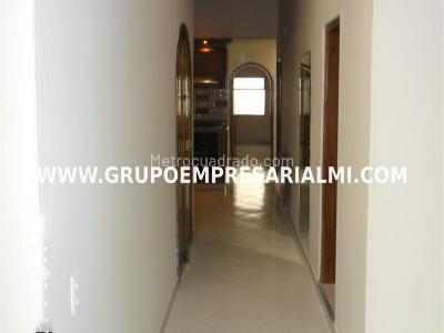 Casa de 2 alcobas en venta en Prado Centro, Medellín, 130 m² · foto 5 de 16