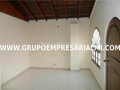 Casa de 2 alcobas en venta en Prado Centro, Medellín, 130 m² · foto 8 de 16