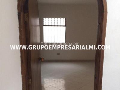 Casa de 2 alcobas en venta en Prado Centro, Medellín, 130 m² · foto 13 de 16