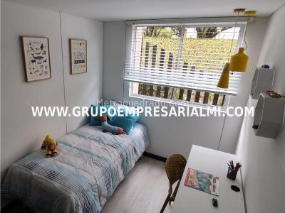Apartamento de 3 alcobas en venta en Calasanz, Medellín, 87 m² · foto 6 de 10