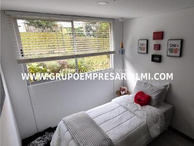 Apartamento de 3 alcobas en venta en Calasanz, Medellín, 87 m² · foto 7 de 10