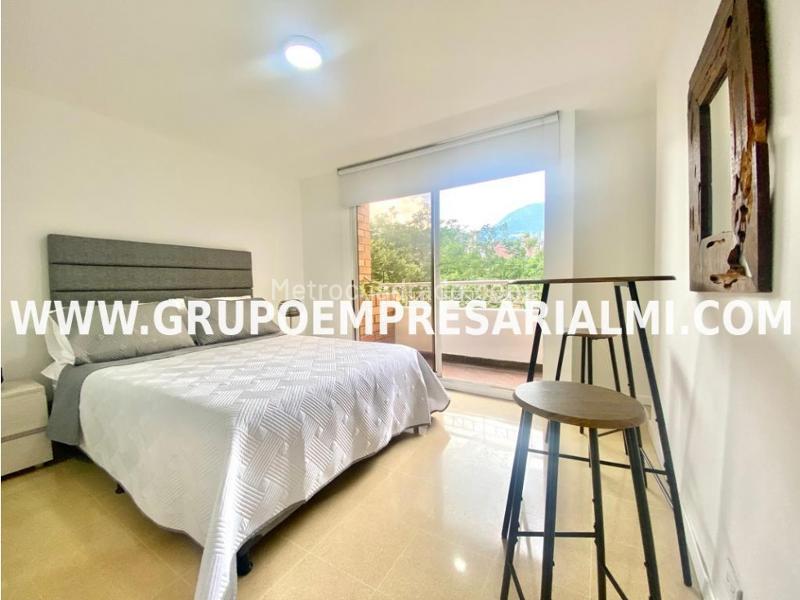 Apartamento Estudio Amoblado en El Poblado, Patio Bonito - 5