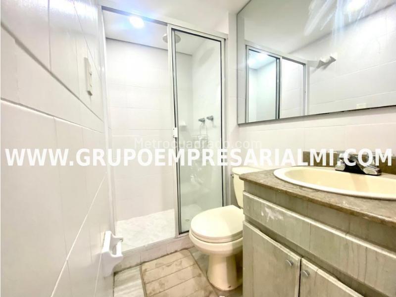 Apartamento Estudio Amoblado en El Poblado, Patio Bonito - 7