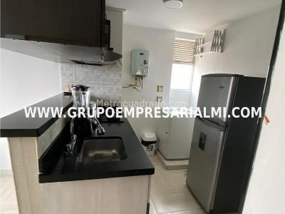 Apartaestudio en arriendo en Villa Hermosa, Medellín, 37 m² · foto 4 de 11