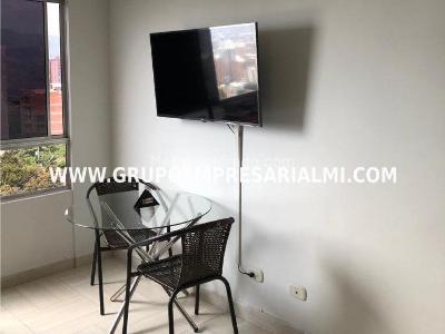 Apartaestudio en arriendo en Villa Hermosa, Medellín, 37 m² · foto 7 de 11