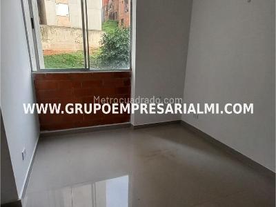Apartamento de 3 alcobas en venta en La Doctora, Sabaneta, 58 m² · foto 12 de 20