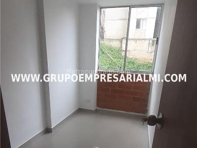 Apartamento de 3 alcobas en venta en La Doctora, Sabaneta, 58 m² · foto 14 de 20