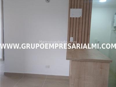 Apartamento en venta en San Antonio, Medellín · foto 2 de 5