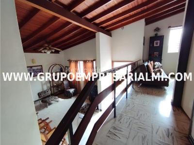 Apartamento de 5 alcobas en venta en La America, Medellín, 237 m² · foto 10 de 20