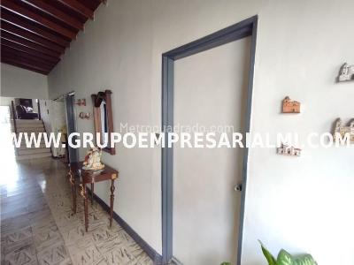 Apartamento de 5 alcobas en venta en La America, Medellín, 237 m² · foto 16 de 20