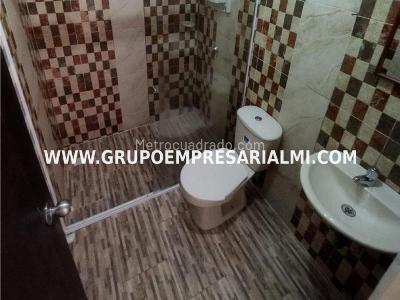 Apartamento de 5 alcobas en venta en La America, Medellín, 237 m² · foto 18 de 20