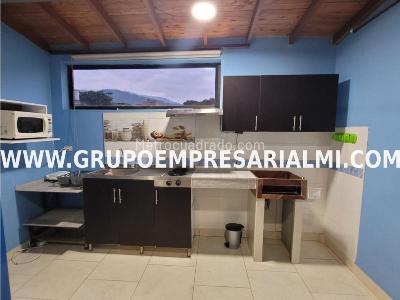 Apartamento de 5 alcobas en venta en Cristobal, Medellín, 300 m² · foto 3 de 20