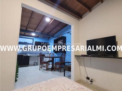 Apartamento de 5 alcobas en venta en Cristobal, Medellín, 300 m² · foto 4 de 20
