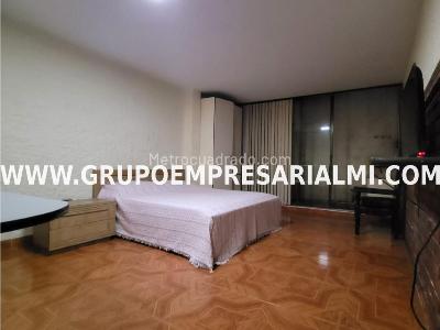 Apartamento de 5 alcobas en venta en Cristobal, Medellín, 300 m² · foto 7 de 20
