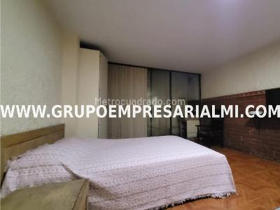 Apartamento de 5 alcobas en venta en Cristobal, Medellín, 300 m² · foto 8 de 20