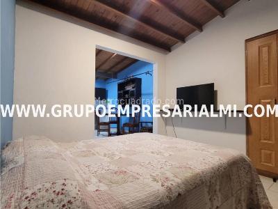 Apartamento de 5 alcobas en venta en Cristobal, Medellín, 300 m² · foto 15 de 20