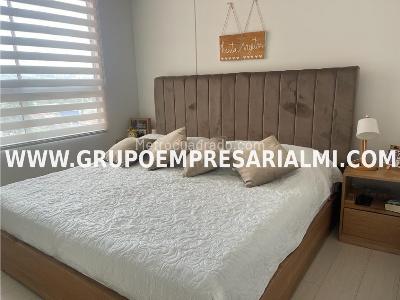 Apartamento de 3 alcobas en venta en El Poblado, Medellín, 88 m² · foto 11 de 19