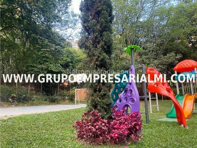 Apartamento de 3 alcobas en venta en El Poblado, Medellín, 88 m² · foto 17 de 19