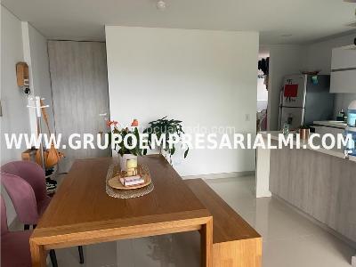 Apartamento de 3 alcobas en venta en El Poblado, Medellín, 88 m² · foto 4 de 19