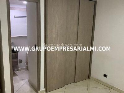 Apartamento de 3 alcobas en venta en Cabañitas, Bello, 71 m² · foto 4 de 10