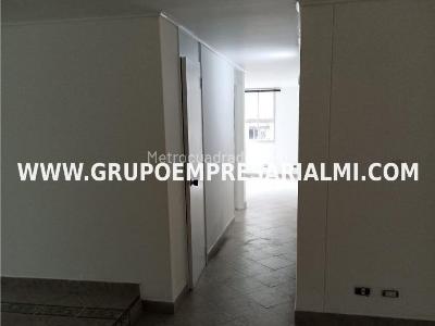 Apartamento de 3 alcobas en venta en El Poblado, Medellín, 130 m² · foto 11 de 20