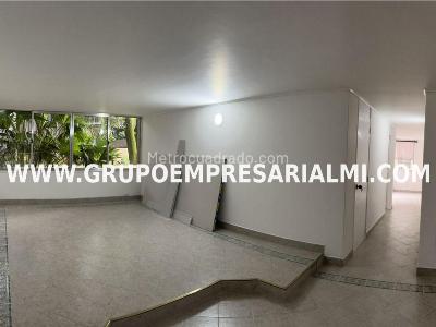 Apartamento de 3 alcobas en venta en El Poblado, Medellín, 130 m² · foto 5 de 20
