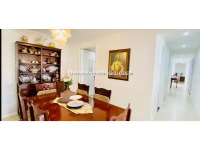 Apartamento en venta en El Poblado, Medellín · foto 2 de 20