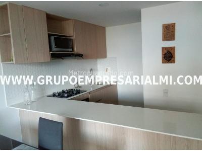 Apartamento de 3 alcobas en arriendo en El Poblado, Medellín, 72 m² · foto 8 de 16