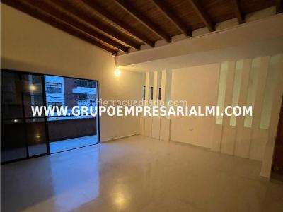 Casa de 5 alcobas en arriendo en Laureles, Medellín, 315 m² · foto 5 de 15