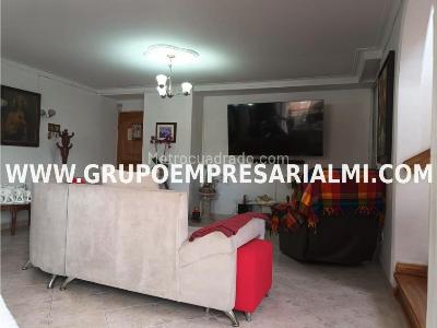 Apartamento de 5 alcobas en venta en Estadio, Medellín, 165 m² · foto 4 de 20