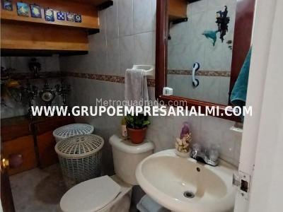 Apartamento de 5 alcobas en venta en Estadio, Medellín, 165 m² · foto 15 de 20