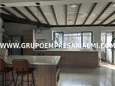 Apartamento en venta en Florida Nueva, Medellín · foto 2 de 13