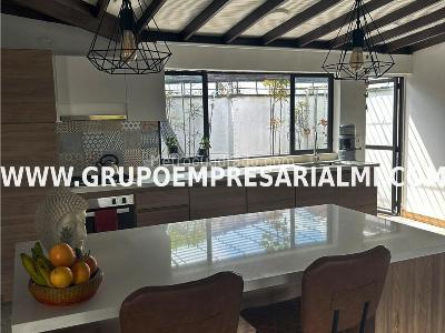 Apartamento en venta en Florida Nueva, Medellín · foto 3 de 13