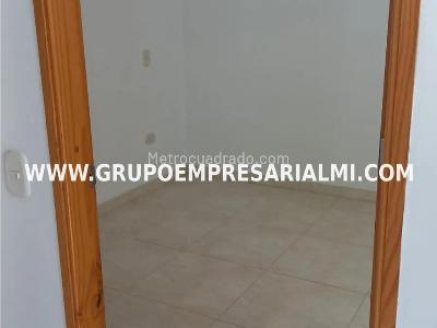 Apartamento de 3 alcobas en venta en San Antonio De Pereira, Rionegro, 72 m² · foto 4 de 10