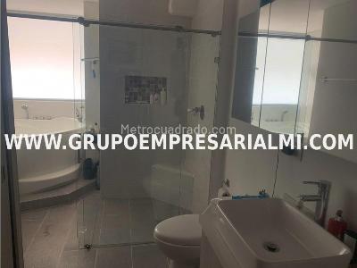 Apartamento de 3 alcobas en venta en La Doctora, Sabaneta, 122 m² · foto 12 de 18