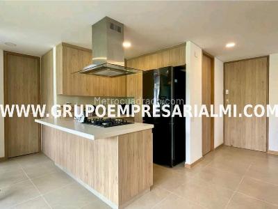 Apartamento de 2 alcobas en arriendo en El Poblado, Medellín, 70 m² · foto 6 de 10