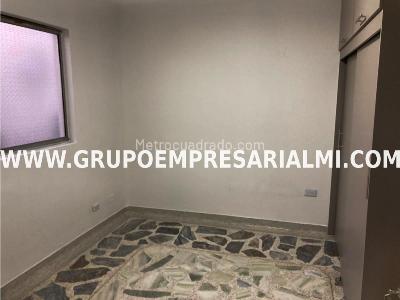 Casa de 4 alcobas en venta en Villa Hermosa, Medellín, 125 m² · foto 9 de 15